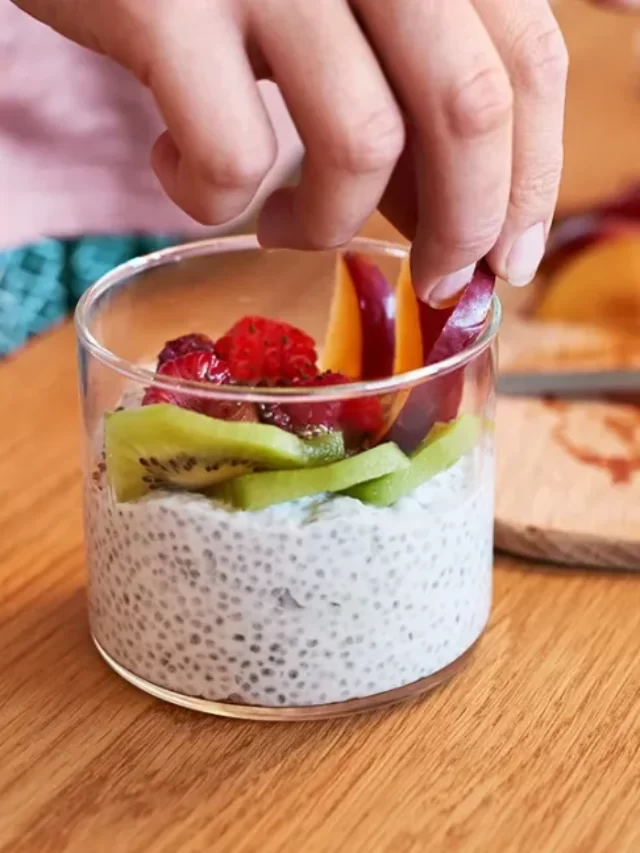 yogurt-chia-fruit-pudding-1296-728-header